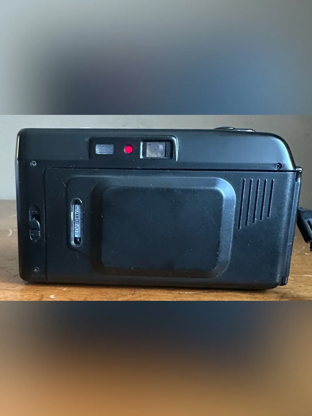 Focal PC620 DX Motor Focus Free Compact 35mm Film Camera w/ Built-In Flash Black